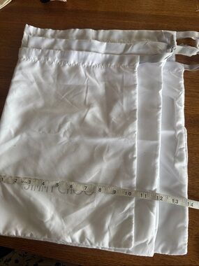 White Drawstring Dust Bags (Set of 6)